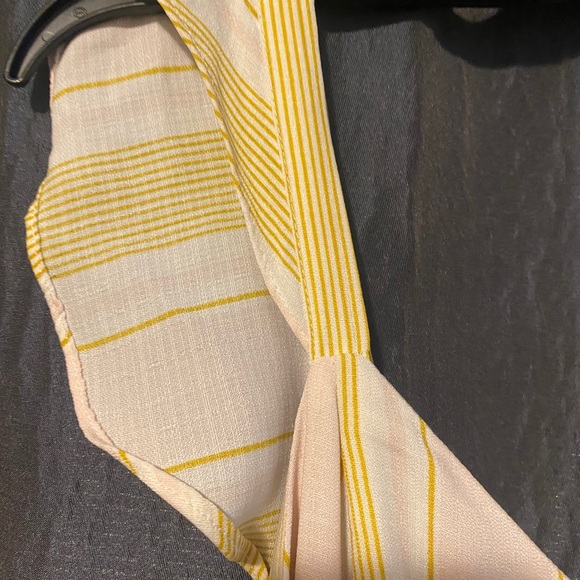 Candie’s Yellow jumpsuit - Picture 4 of 5